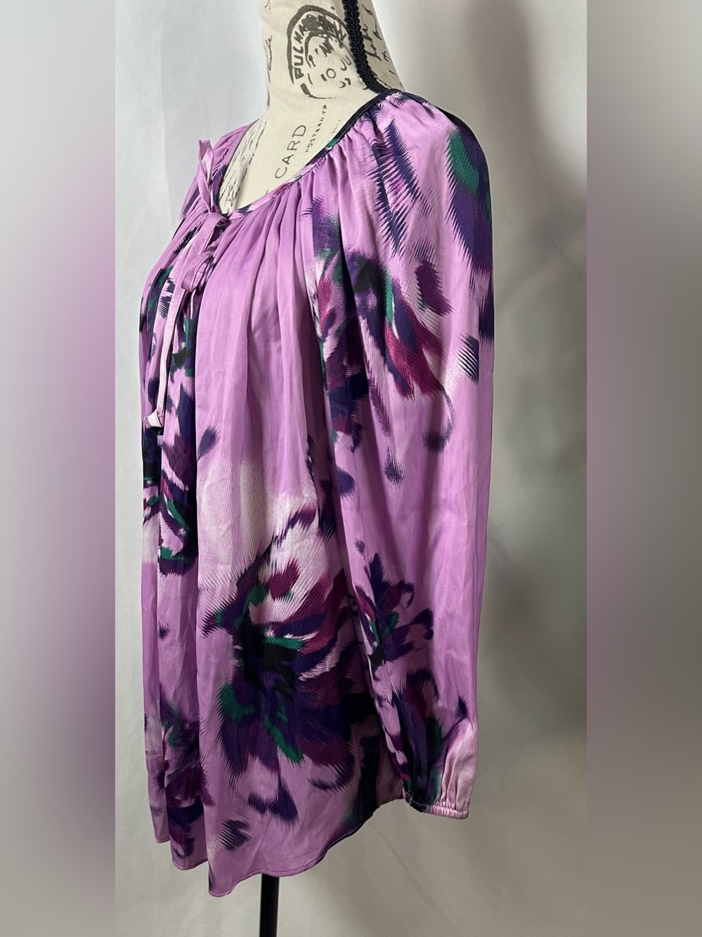 Jennifer Lopez Lavender Floral Tie-Neck Peasant Blouse - Picture 3 of 10